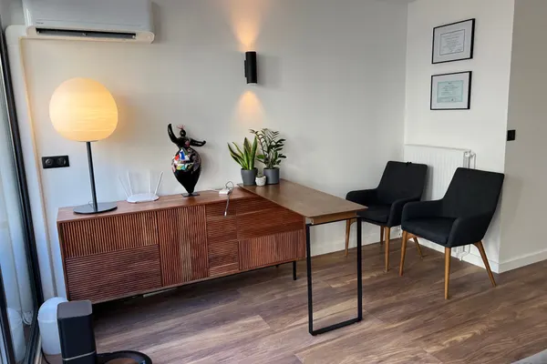 Bureau du cabinet d'ostéopathie Maïté Arnaud à Grenoble